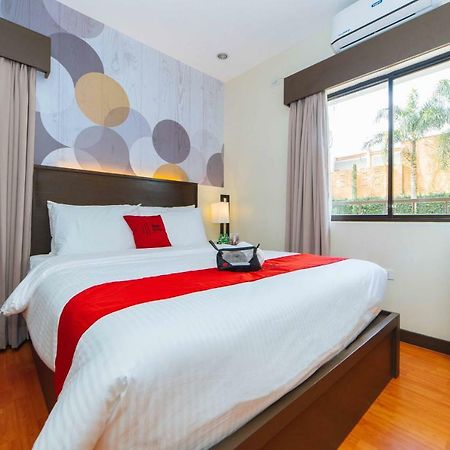 Reddoorz Premium @ Sta Rosa Tagaytay Road Hotel Silang Exterior photo