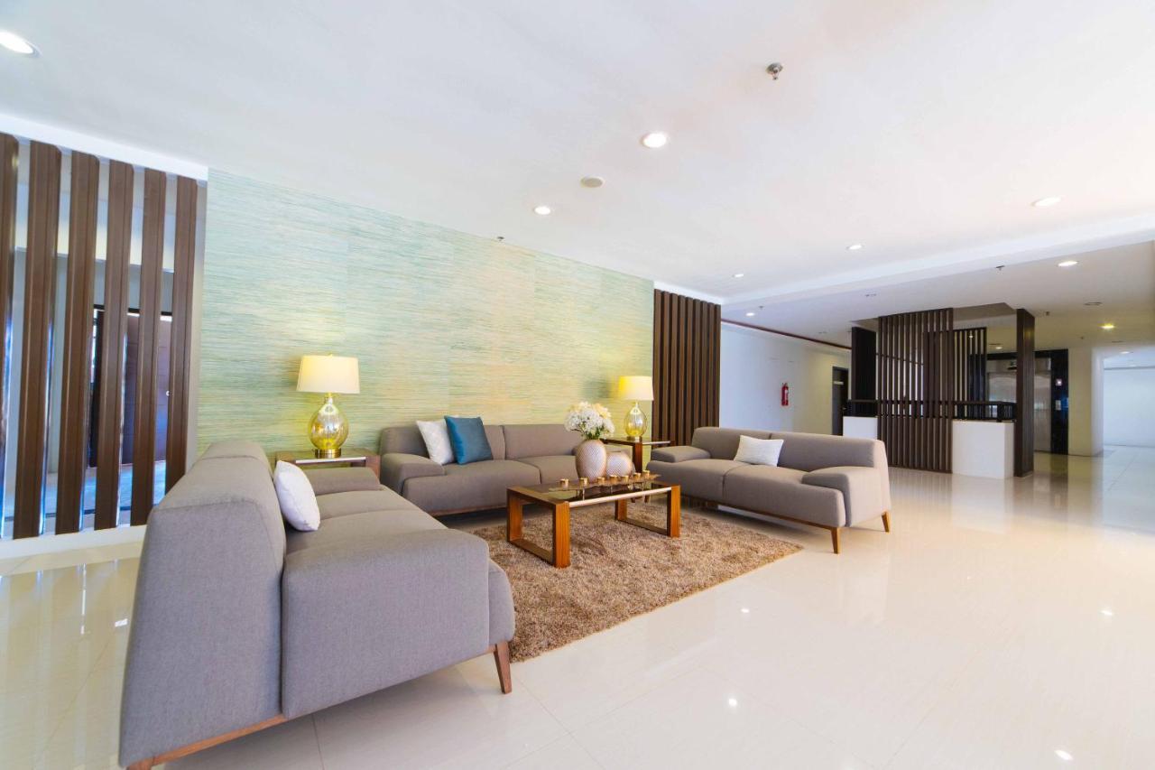 Reddoorz Premium @ Sta Rosa Tagaytay Road Hotel Silang Exterior photo