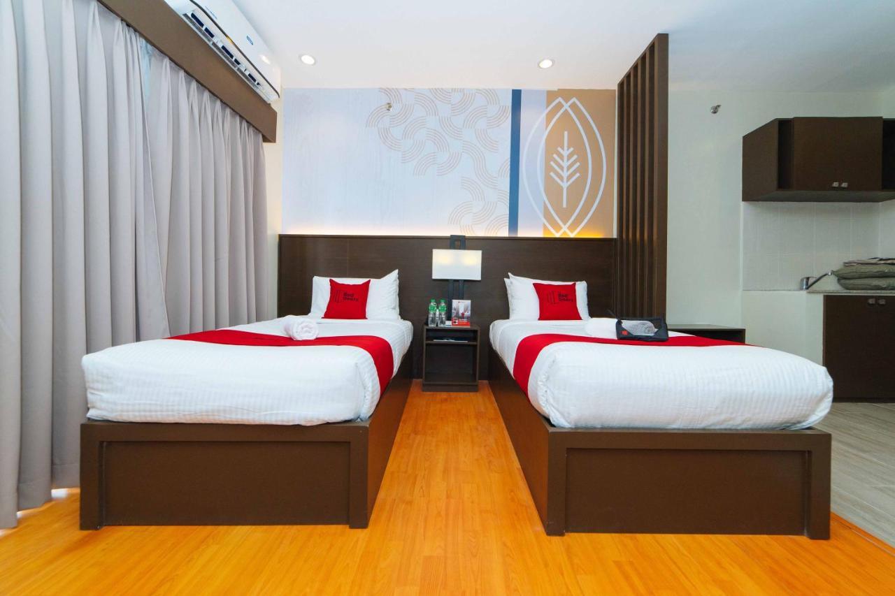 Reddoorz Premium @ Sta Rosa Tagaytay Road Hotel Silang Exterior photo