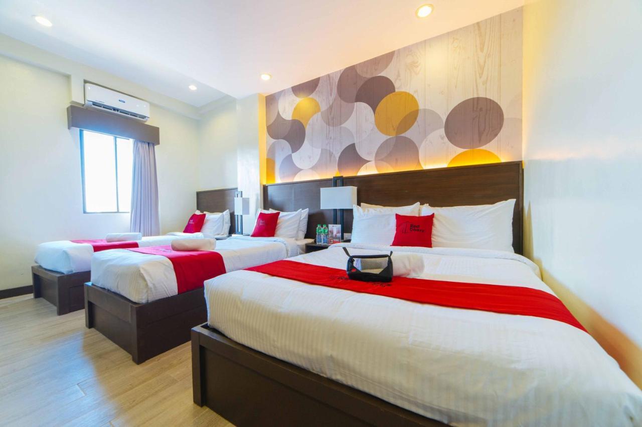 Reddoorz Premium @ Sta Rosa Tagaytay Road Hotel Silang Exterior photo