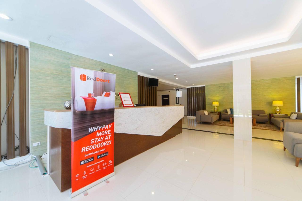 Reddoorz Premium @ Sta Rosa Tagaytay Road Hotel Silang Exterior photo