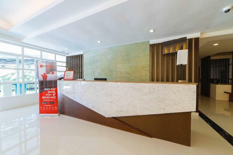 Reddoorz Premium @ Sta Rosa Tagaytay Road Hotel Silang Exterior photo